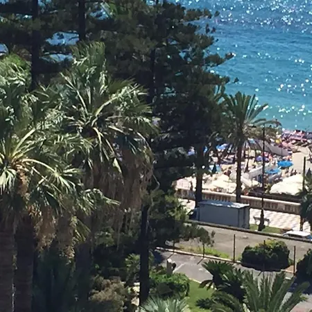 Imperiale - - Sea View Terrace And Parking Apartamento